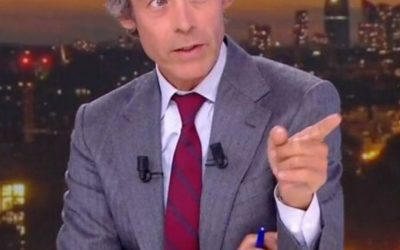熱浪下的法式諷刺：一場脫口秀風波，為何演變成階級公審？